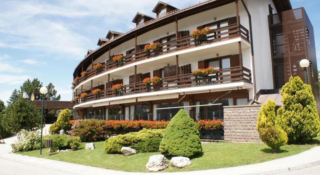 Dolomiti Con Piscina E Sauna * Cavalese